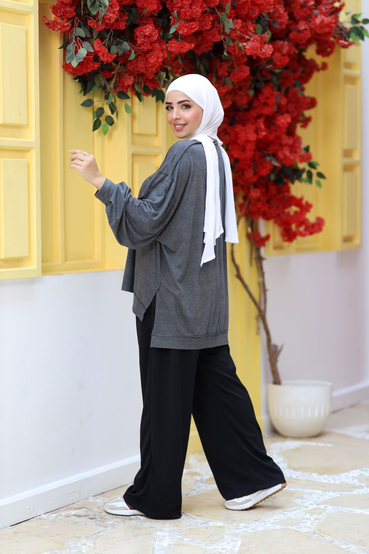 Grey Oversized Long Sleeve Top – Modest Loose-Fit Sweatshirt, Lightweight Comfy Everyday Layering Piece