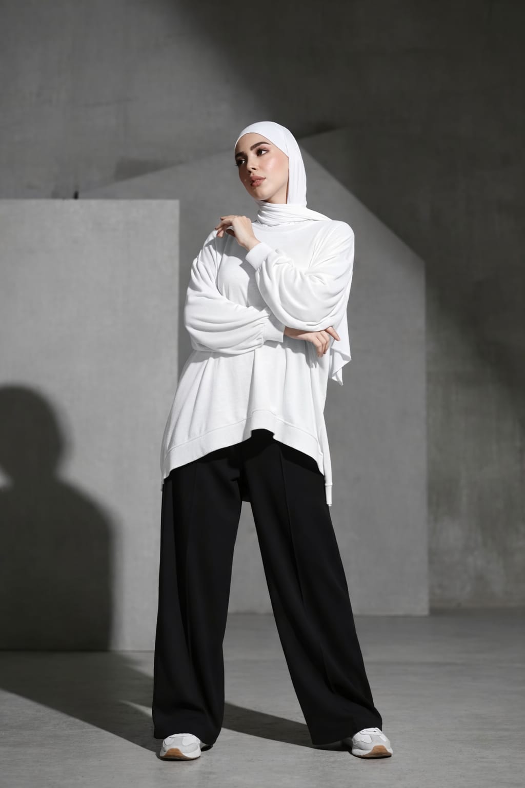 White Over-sized Long Sleeve Top – Modest Comfort Elevated